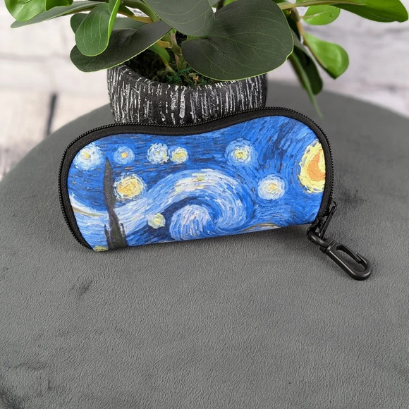 Starry Night neoprene zippered glasses sunglasses case with clip Van Gogh - Picture 2 of 6